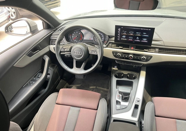 Audi A4 cena 129900 przebieg: 40085, rok produkcji 2020 z Bydgoszcz małe 379